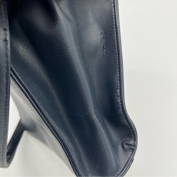 Vintage Liz Claiborne Purse Navy with Gold Hardware - Picture 8 of 9